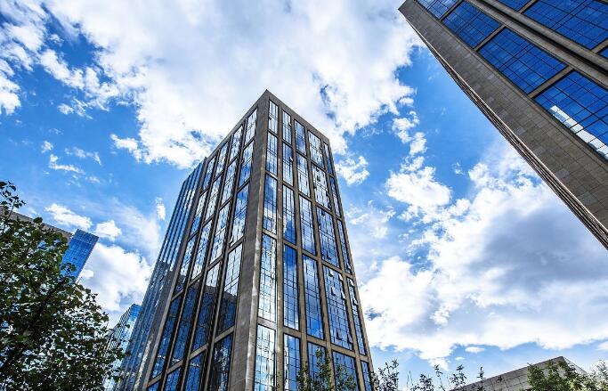 建筑企业资质升级的优势